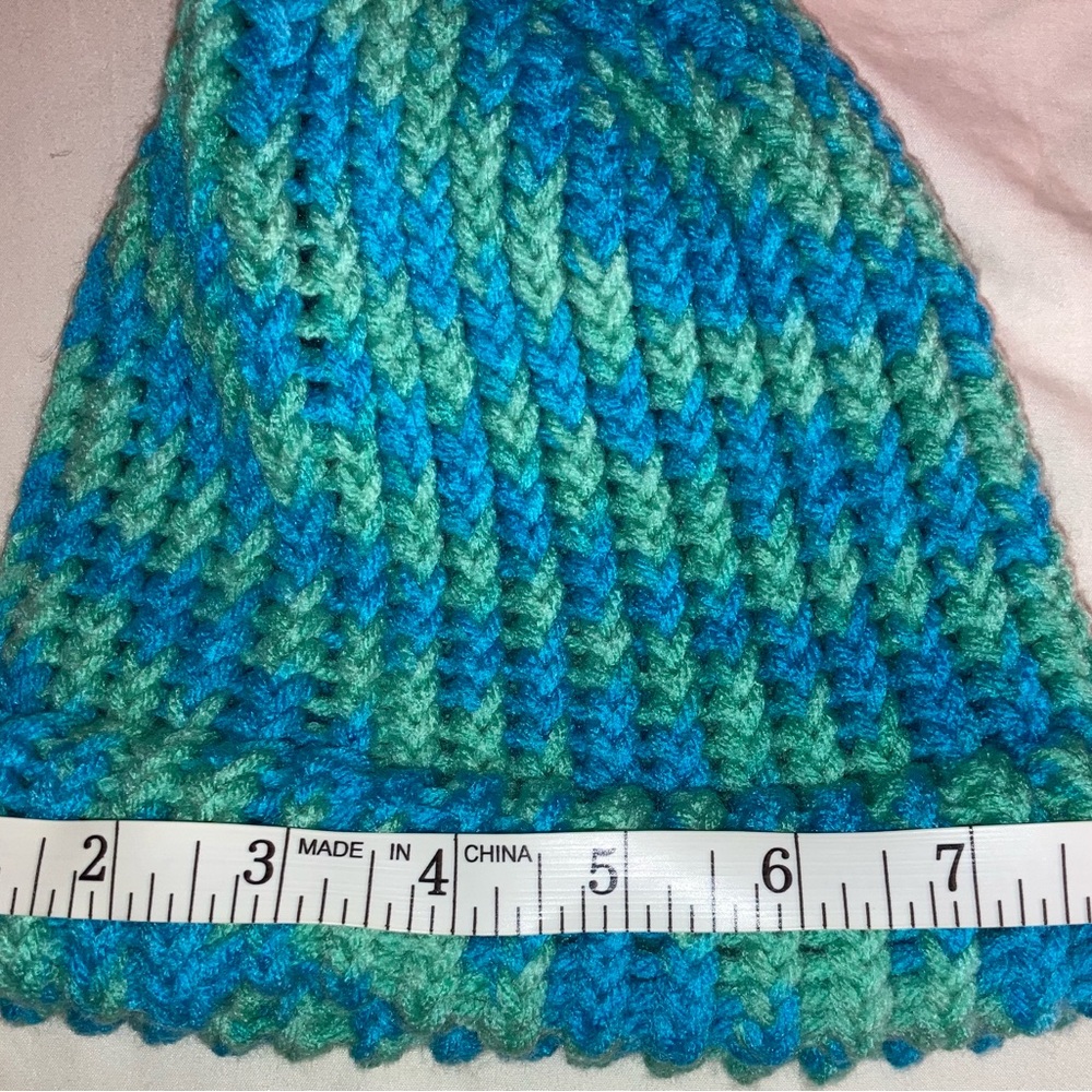 HANDMADE blue and green knit beanie hat and scarf set for adults - Picture 3 of 6